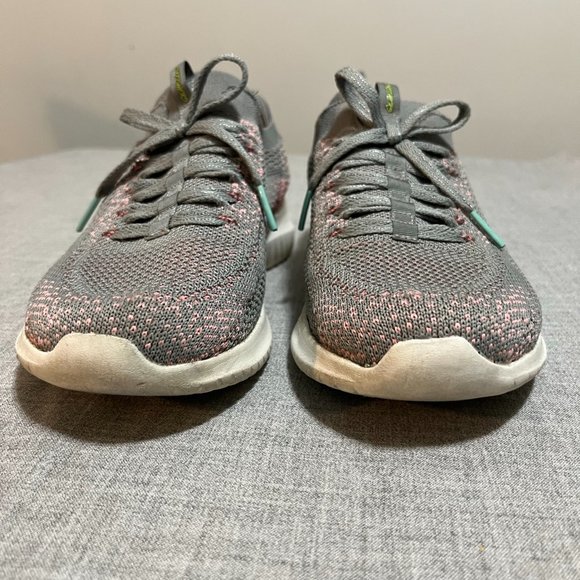Women's size 8 Sketchers - Picture 9 of 17